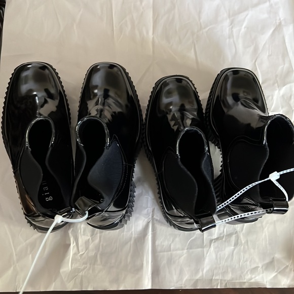 Gianni Bini Ryker Lug Sole Platform Booties. - Picture 2 of 10